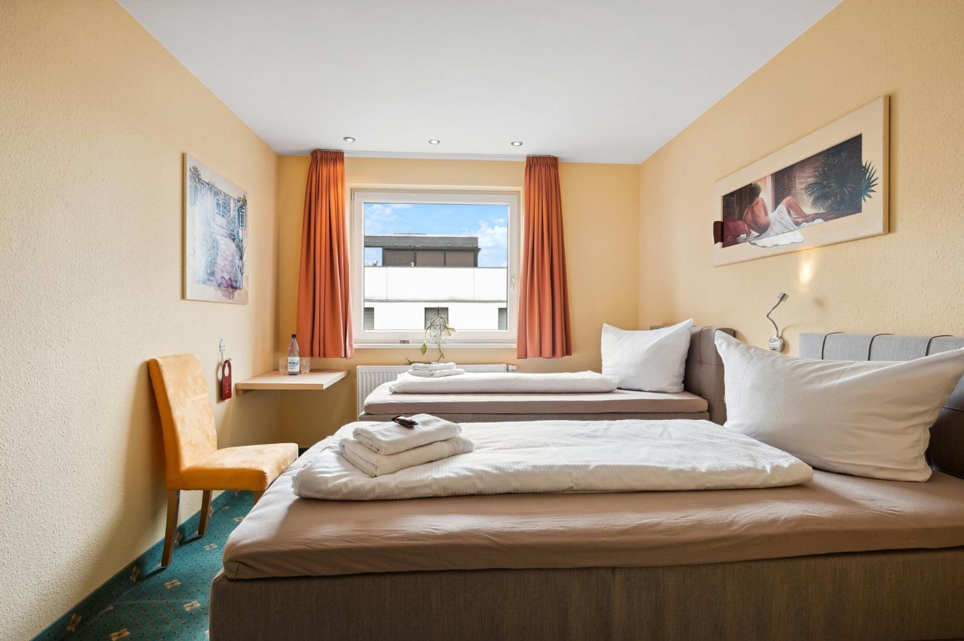 7O'Clock - Hotel Hannover Laatzen Kültér fotó